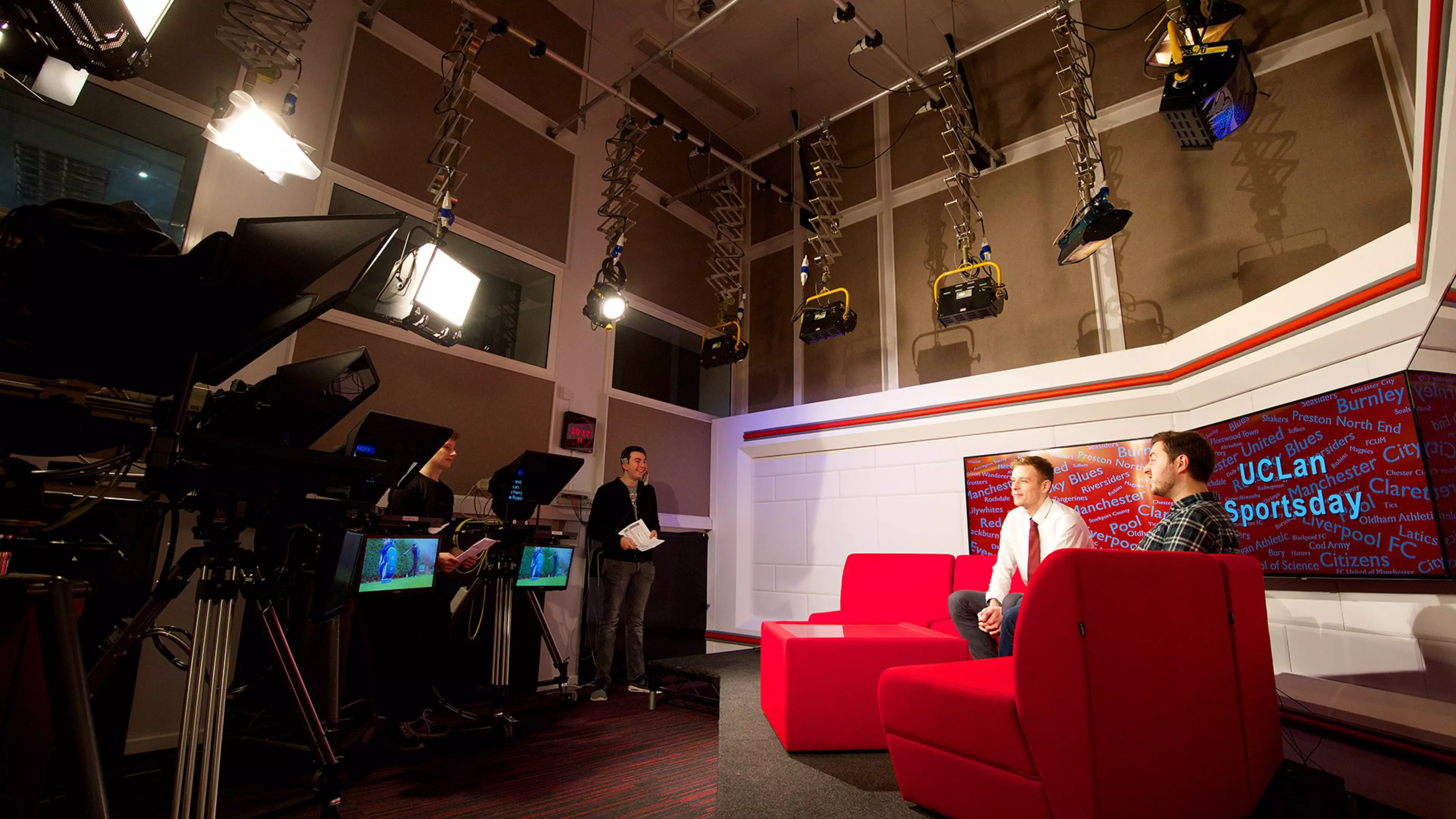 How to become a journalist