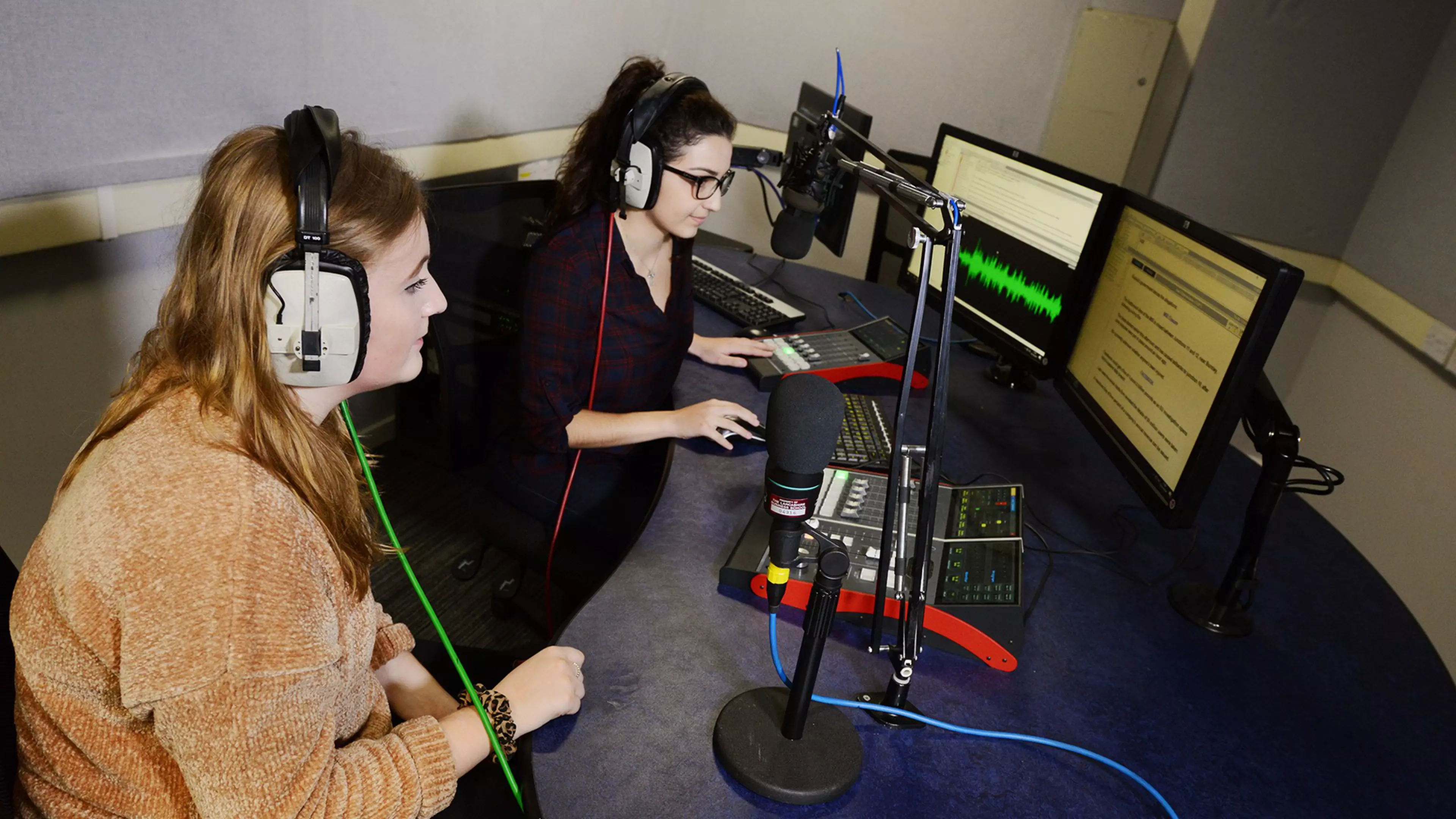 Becoming a Voice Actor | Step by Step Guide